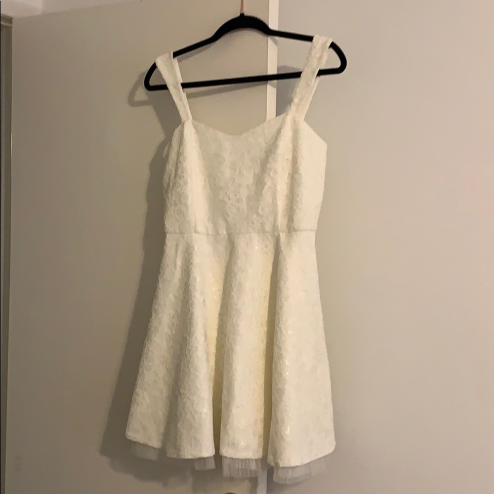 NWOT Short wedding dress